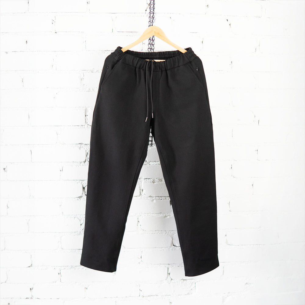 Relaxed Straight Pant